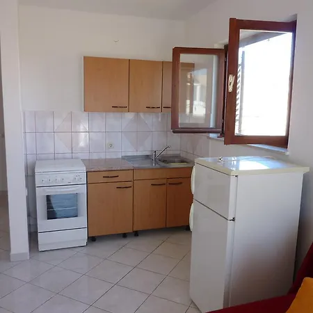Apartements Vrulja Iii