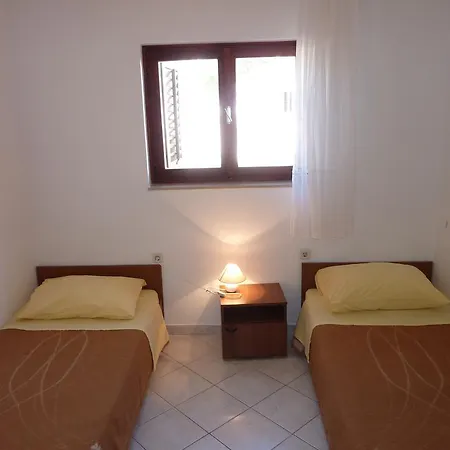 아파트 Apartements Vrulja Iii